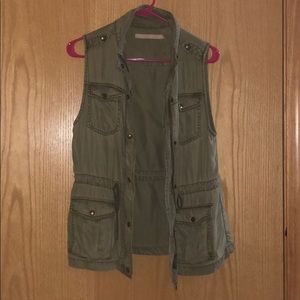 Army green vest